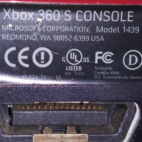 Xbox 360 gears of war 3 special edition DEAL!! - Picture 2 of 8